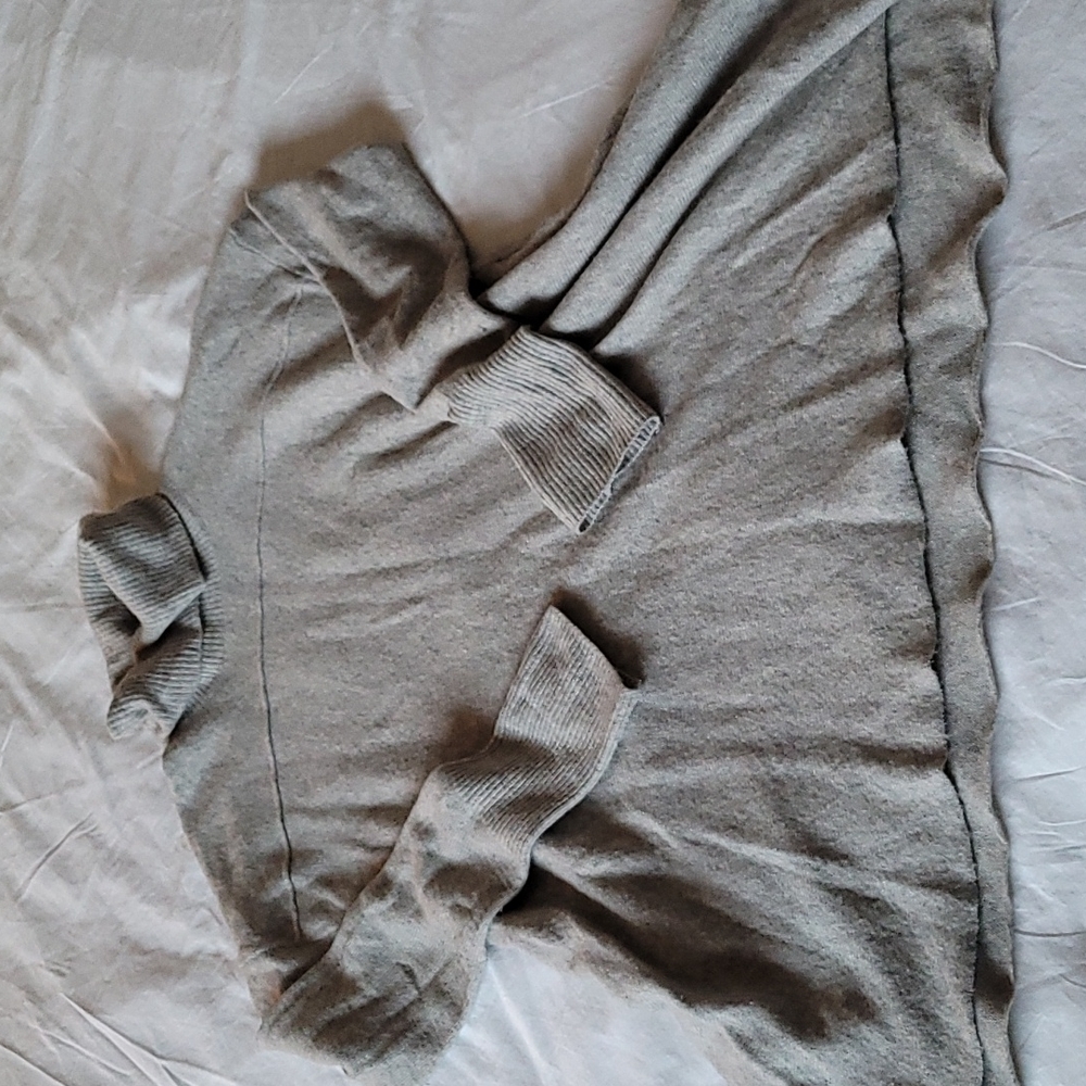 GUC Grey Turtleneck